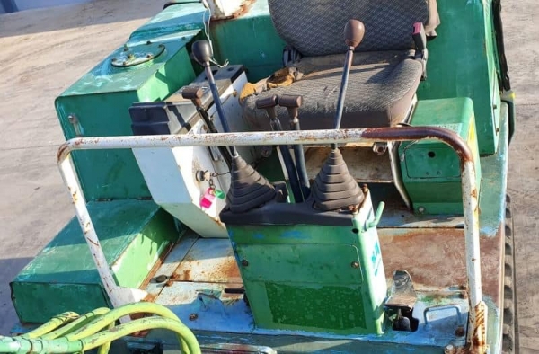 ขายด่วนราคาพิเศษ165,000฿รถแบคโฮมิสซูฮานีคH27เทียบเท่าPC30เครื่องมิสซูตัวใหม่4สูบคอลโทลสั้นปั่มแรงรถนอกเพิ่งนำเข้ามาใหม่ยังไม่เคยใช้งานในเมืองไทยเลย เครื่องดีปั้มเเรงพร้อมใช้บูมอาร์มสวยช่างล่างดีรถสวยเร็วแรงไม่โหลดพร้อมใช้เดิมๆเอกสารอินวอยล์ 081-989-1989 ห