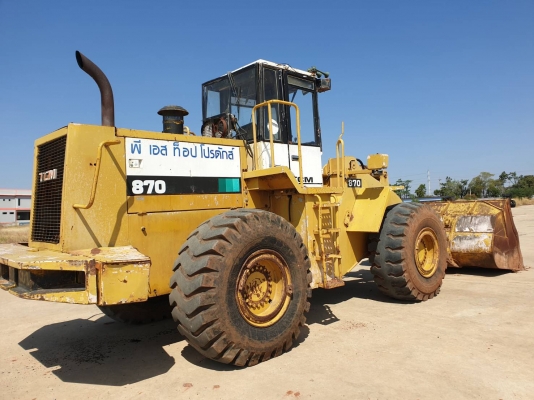 ขายรถตักล้อยาง TCM870-2 ราคา.650000 ระบบเกิยร์ใช้ได้ 4 เกิรย์ ยางพร้อมใช้ แอร์มี เอกสารใบซื้อขาย สนใจเน้นโทร@ไลน์ 0813531946 ต่อ.บางนา รถอยู่.โคราช