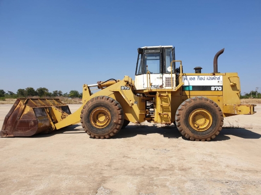 ขายรถตักล้อยาง TCM870-2 ราคา.650000 ระบบเกิยร์ใช้ได้ 4 เกิรย์ ยางพร้อมใช้ แอร์มี เอกสารใบซื้อขาย สนใจเน้นโทร@ไลน์ 0813531946 ต่อ.บางนา รถอยู่.โคราช