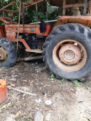 รถไถ KUBOTA M8030 เอกสารเล่มทะเบีบนราคา 180,000 รถไถ KUBOTA M8030 เอกสารเล่มทะเบีบนราคา 180,000