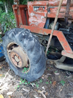 รถไถ KUBOTA M8030 เอกสารเล่มทะเบีบนราคา 180,000 รถไถ KUBOTA M8030 เอกสารเล่มทะเบีบนราคา 180,000