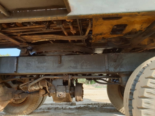 แบคโฮล้อยางKOMATSU PC100-1 สองเพลาถอกออกหนึ่งเพลารถทำงานได้ปกติราคา 250,000 แบคโฮล้อยางKOMATSU PC100-1 สองเพลาถอกออกหนึ่งเพลารถทำงานได้ปกติราคา 250,000