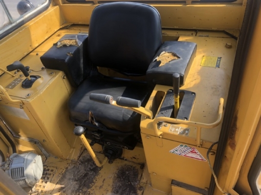 ขายรถดันดิน CAT D5H นำเข้าเองจากญี่ปุ่น สภาพสวยพร้อมใช้ มีVDOการทำงานครับ ขายรถดันดิน CAT D5H นำเข้าเองจากญี่ปุ่น สภาพสวยพร้อมใช้ มีVDOการทำงานครับ