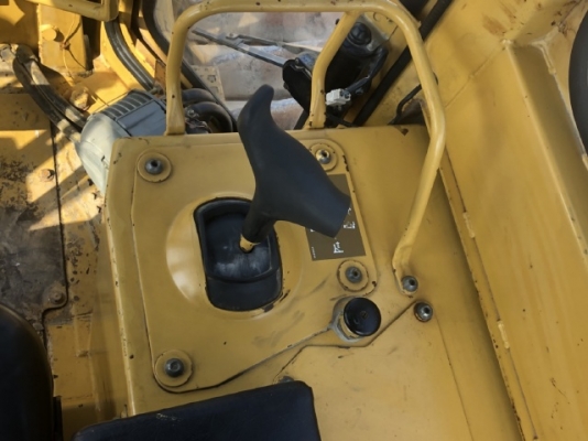 ขายรถดันดิน CAT D5H นำเข้าเองจากญี่ปุ่น สภาพสวยพร้อมใช้ มีVDOการทำงานครับ ขายรถดันดิน CAT D5H นำเข้าเองจากญี่ปุ่น สภาพสวยพร้อมใช้ มีVDOการทำงานครับ