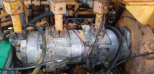 แม็คโคร komatsu Pc60 รุ่น3