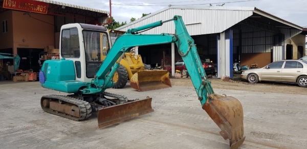 รถขุดโคมัตสุ PC30-7 เก่าญี่ปุ่น รถขุดโคมัตสุ PC30-7 เก่าญี่ปุ่น