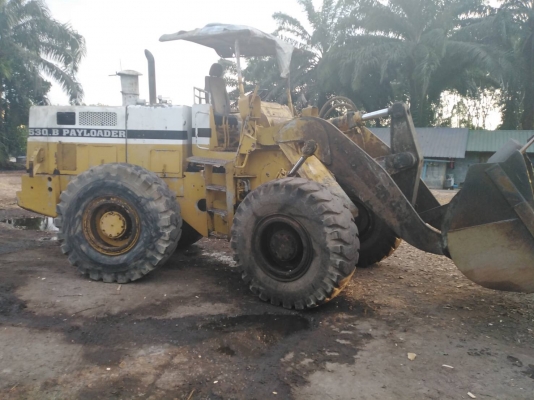 รถตัก KOMATSU 530B. สนใจติดต่อ 094 - 8789199