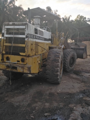รถตัก KOMATSU 530B. สนใจติดต่อ 094 - 8789199 รถตัก KOMATSU 530B. สนใจติดต่อ 094 - 8789199