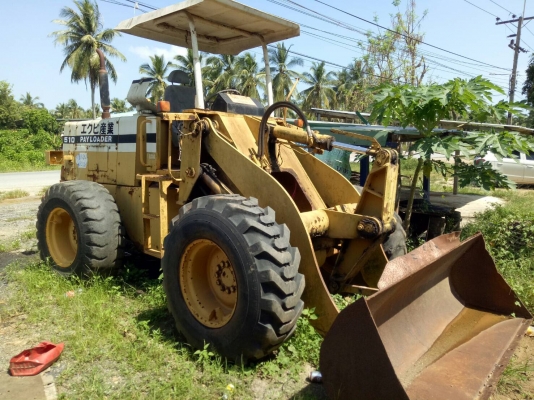 รถตัก KOMATSU 510 สนใจติดต่อ 094 - 8789199