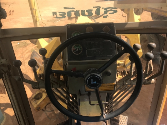 รถเกรดจอนเดียร์770B พร้อมใช้งานเอกสารเล่มทะเบียนราคา 780,000 รถเกรดจอนเดียร์770B พร้อมใช้งานเอกสารเล่มทะเบียนราคา 780,000