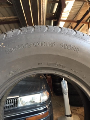 DunLop Grandtrek PT1 265/70/15 Made in japan