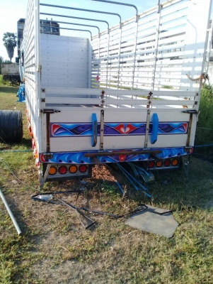 กระบะรถล่องพื้นแสตนเลส ยาว7เมตรกว้าง243เซน คัชซีกว้าง82เซน กระบะรถล่องพื้นแสตนเลส ยาว7เมตรกว้าง243เซน คัชซีกว้าง82เซน