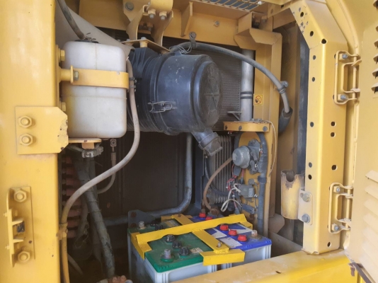 KOMATSU PC130-8 สภาพพร้อมใช้ เอกสารเล่มทะเบียนราคา 1,300,000
