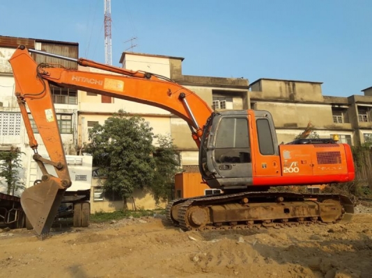 HITACHI ZX200-1