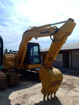 ขาย..KOMATSU PC60-7. เก่านอกแท้  มีลายแย๊ก...เครื่องปั๊มแห้ง..พร้อมใช้  โทร 089-3818694 จ๊อย