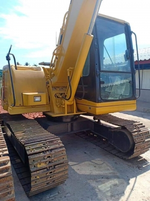 ขาย..KOMATSU PC60-7. เก่านอกแท้  มีลายแย๊ก...เครื่องปั๊มแห้ง..พร้อมใช้  โทร 089-3818694 จ๊อย