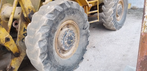 รถตักล้อยางเอวออ่น CAT920 เอกสารเล่มทะเบียนราคา 350,000 รถตักล้อยางเอวออ่น CAT920 เอกสารเล่มทะเบียนราคา 350,000