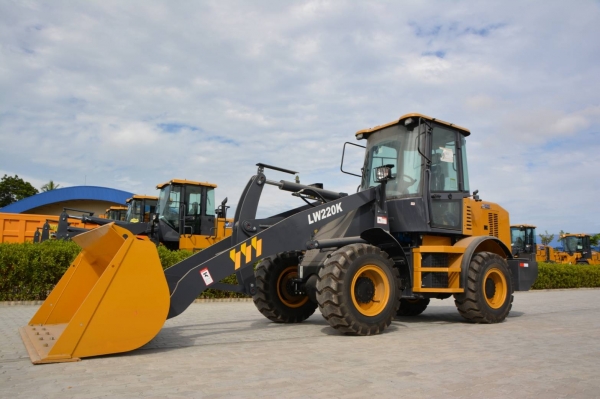 รถตัก 1.5 คิว แขนยาว 4.5 เมตร ไม่ต้องดาวน์ ผ่อน 36 งวด รับทุกอาชีพ สำหรับตักผลผลิตเกษตร ข้าว มัน ปาล์ม ข้าวโพด