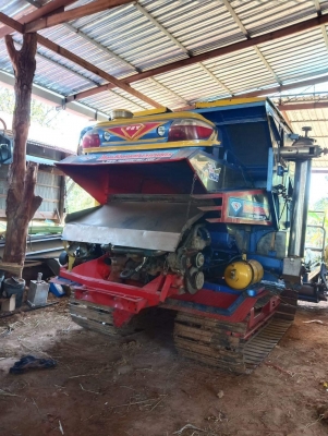 ขายรถเกี่ยวข้าวไทยเส็งยนต์ ตัวเดิน12ปั๊ม23 เดี่ยวทรนงปี55 เครื่องJO8Cเทอร์โบว์ 260 สภาพเดิมทำงานนาปี ขายรถเกี่ยวข้าวไทยเส็งยนต์ ตัวเดิน12ปั๊ม23 เดี่ยวทรนงปี55 เครื่องJO8Cเทอร์โบว์ 260 สภาพเดิมทำงานนาปี