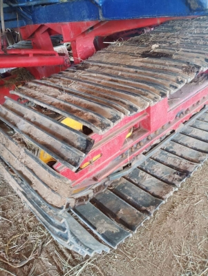 ขายรถเกี่ยวข้าวไทยเส็งยนต์ ตัวเดิน12ปั๊ม23 เดี่ยวทรนงปี55 เครื่องJO8Cเทอร์โบว์ 260 สภาพเดิมทำงานนาปี ขายรถเกี่ยวข้าวไทยเส็งยนต์ ตัวเดิน12ปั๊ม23 เดี่ยวทรนงปี55 เครื่องJO8Cเทอร์โบว์ 260 สภาพเดิมทำงานนาปี