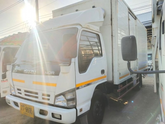 6 ล้อกลาง *EURO2* ISUZU NQR 175 แรงม้า ยาว 5.50 ม. ราคา490000บาทนะคะรถสวยเดิม+สภาพร้อมใช้งาน รถห้างแ