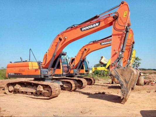 ขายดาวน์2คันๆละ 350,000 มี SUMITOMO กับ DOOSAN สภาพพร้อมใช้