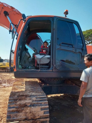 ขายดาวน์2คันๆละ 350,000 มี SUMITOMO กับ DOOSAN สภาพพร้อมใช้