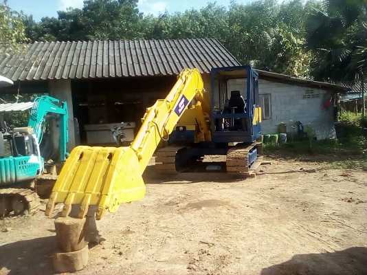 KOBELCO SK03 ขนาดเท่ากับ60 ปั้มนิ้วคอลโทรลน้ำมันราคา 300,000 KOBELCO SK03 ขนาดเท่ากับ60 ปั้มนิ้วคอลโทรลน้ำมันราคา 300,000