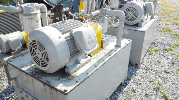 ชุดต้นกำลังถังปั้มไฮดรอลิคญี่ปุ่น(Power Unit) TOYO OKI Press 160 bar มอเตอร์ Mitsubishi 15 HP 380V ถังพัก 250 Lite พร้อมคอนโทรลไฟฟ้า AC 220V