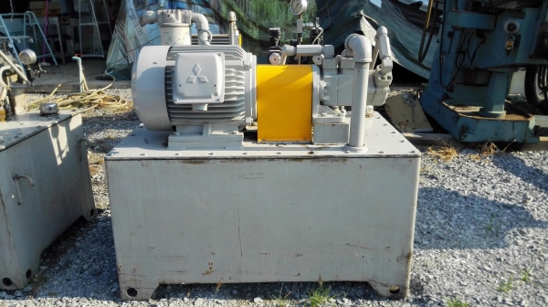 ชุดต้นกำลังถังปั้มไฮดรอลิคญี่ปุ่น(Power Unit) TOYO OKI Press 160 bar มอเตอร์ Mitsubishi 15 HP 380V ถังพัก 250 Lite พร้อมคอนโทรลไฟฟ้า AC 220V