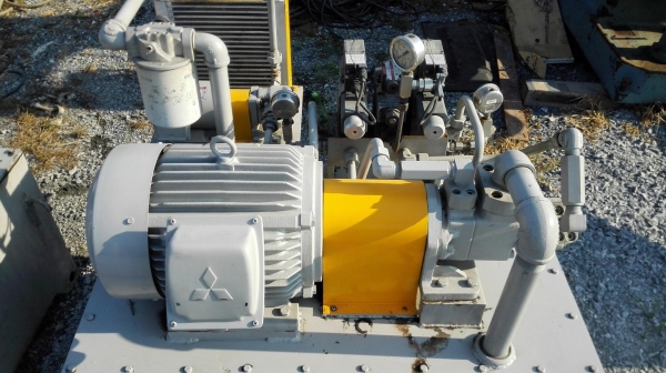 ชุดต้นกำลังถังปั้มไฮดรอลิคญี่ปุ่น(Power Unit) TOYO OKI Press 160 bar มอเตอร์ Mitsubishi 15 HP 380V ถังพัก 250 Lite พร้อมคอนโทรลไฟฟ้า AC 220V