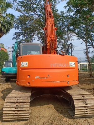 ขายHITACHI ZX135US. เก่านอกแท้  แทรคนใหญ่  สวย ใช้งานมาน้อย โทร 089-3818694 จ๊อย