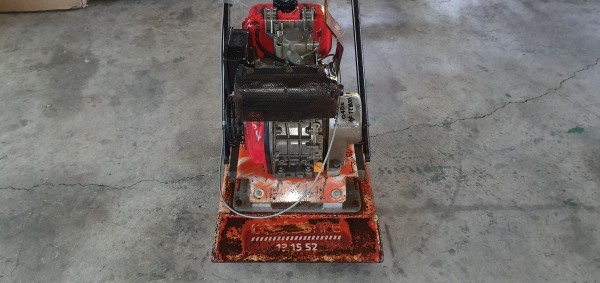 เครื่องตบดีเซล 45 x 60 ซ.ม. USA