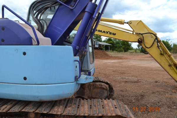 KOMATSU PC 128UU