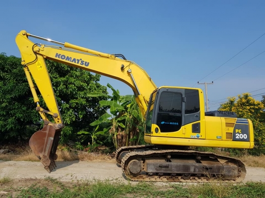 KOMATSU PC200-8N1 กล้องหลัง ไฟฟ้าครบ 7,6xxชม. เอกสารเล่มทะเบียนภาษีไม่ขาด ราคา1,750,000บาท จ.ปทุมธานี สนใจกริ๊ง 081-989-1989 หรั่งครับ