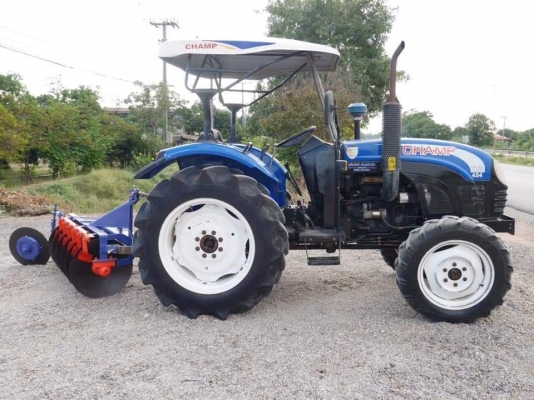 แทรกเตอร์แชมป์ YTO454 4WD เพาเวอร์ ผานไถ แทรกเตอร์แชมป์ YTO454 4WD เพาเวอร์ ผานไถ