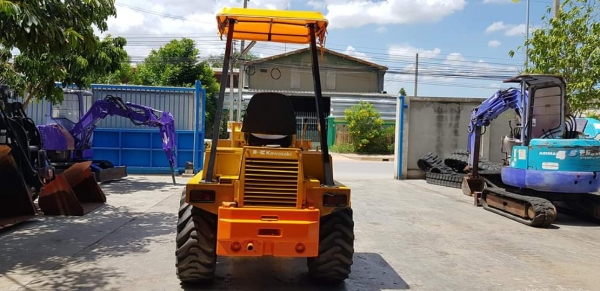 รถตักขนาดเล็ก KAWASAKI 35Z// เครื่องยนต์4สูบของkubota มีอะไหล่ ขนาดบุ้งกี่0.4คิว เก่าญี่ปุ่นไม่เคยใช้งานในไทย ใช้งานน้อยแค่700ชั่วโมง เหมาะสำหรับลูกค้าใช้ตักวัสดุต่างๆ รับประกันคุณภาพ ราคา360,000บาท สนใจติดต่อ 092-9938255 #KPGแทรคเตอร์  081-8416818 ,