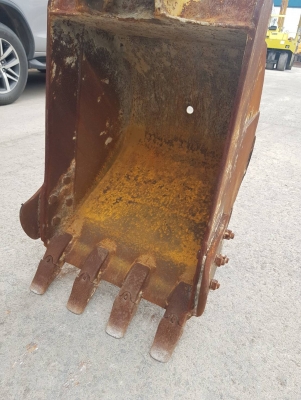 ขาย 4ตัน KOMATSU PC40MR-3 ปี2008 จากญี่ปุ่น สภาพดีๆ เดิมสนิท โทร. 092-929-9942 ธีรเทพ