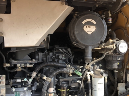 ขายรถตักล้อยาง KOMATSU WA320-7 ปี 2014 รถนอกนำเข้าเองจากญี่ปุ่น สภาพสวยพร้อมใช้ มีVDOการทำงานครับ