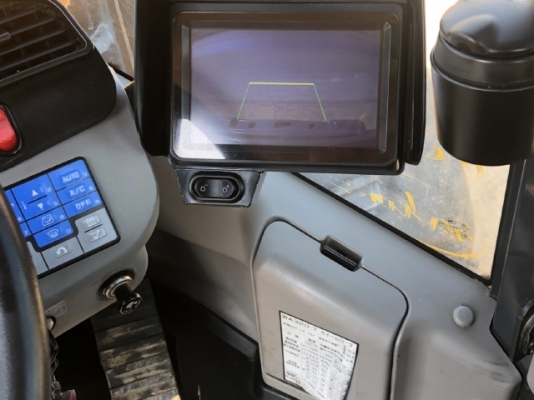 ขายรถตักล้อยาง KOMATSU WA320-7 ปี 2014 รถนอกนำเข้าเองจากญี่ปุ่น สภาพสวยพร้อมใช้ มีVDOการทำงานครับ
