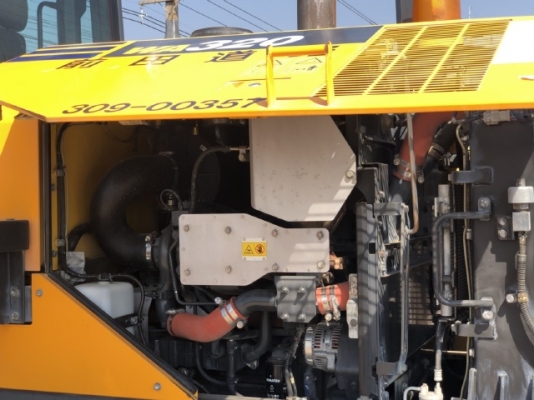 ขายรถตักล้อยาง KOMATSU WA320-7 ปี 2014 รถนอกนำเข้าเองจากญี่ปุ่น สภาพสวยพร้อมใช้ มีVDOการทำงานครับ