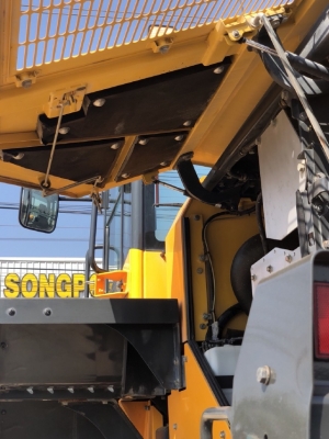 ขายรถตักล้อยาง KOMATSU WA320-7 ปี 2014 รถนอกนำเข้าเองจากญี่ปุ่น สภาพสวยพร้อมใช้ มีVDOการทำงานครับ