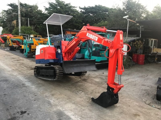 kubota kh8สภาพดีเก่าญี่ปุ่น มีใบอินวอยไม่เคยใช้ในไทย