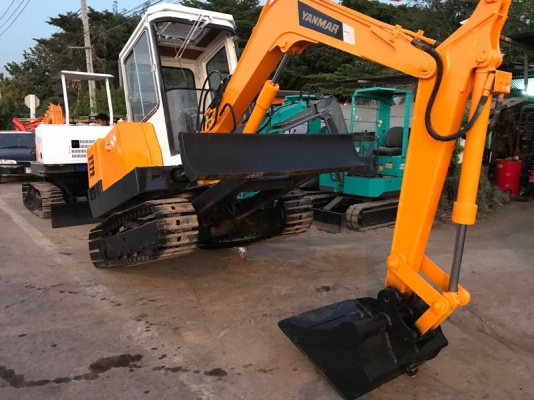 yanmar yb301สภาพดีเก่าญี่ปุ่นมีใบอินวอยไม่เคยใช้ในไทย yanmar yb301สภาพดีเก่าญี่ปุ่นมีใบอินวอยไม่เคยใช้ในไทย