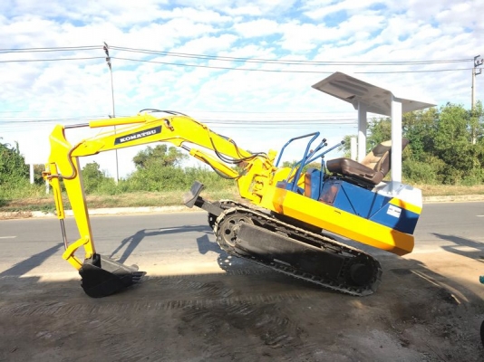 komatsu Pc10-5สภาพดีเก่าญี่ปุ่น มีใบอินวอยไม่เคยใช้ในไทย