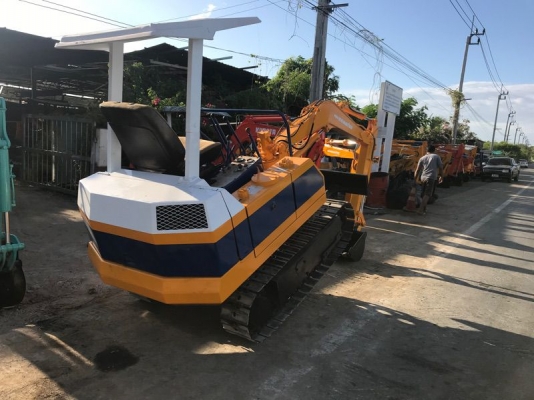 komatsu Pc10-5สภาพดีเก่าญี่ปุ่น มีใบอินวอยไม่เคยใช้ในไทย
