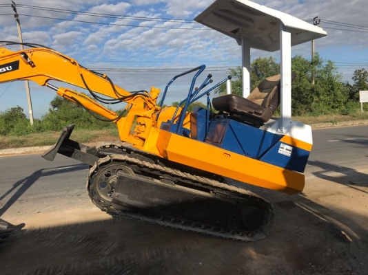 komatsu Pc10-5สภาพดีเก่าญี่ปุ่น มีใบอินวอยไม่เคยใช้ในไทย