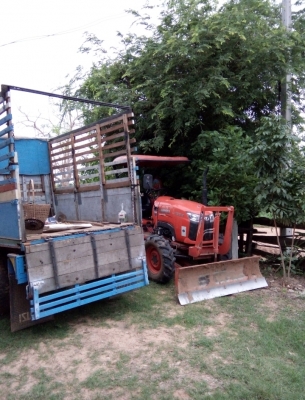 รถอีแต๋น รถอีแต๋น