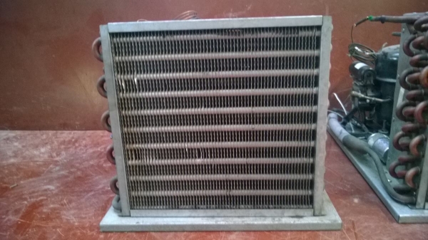 คอยล์ร้อนตู้แช่ขนาด1/2Hp.ไฟ2สาย มี2ชุด (เหลือ1ชุด)