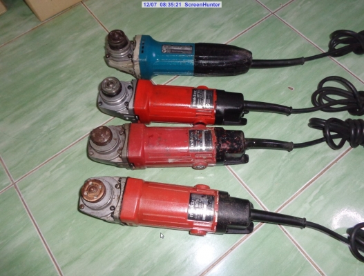 ขายเหมาลูกหมู4นิ้ว มากิต้า มาคเมค มี4 ตัวตามรูปเลยครับ